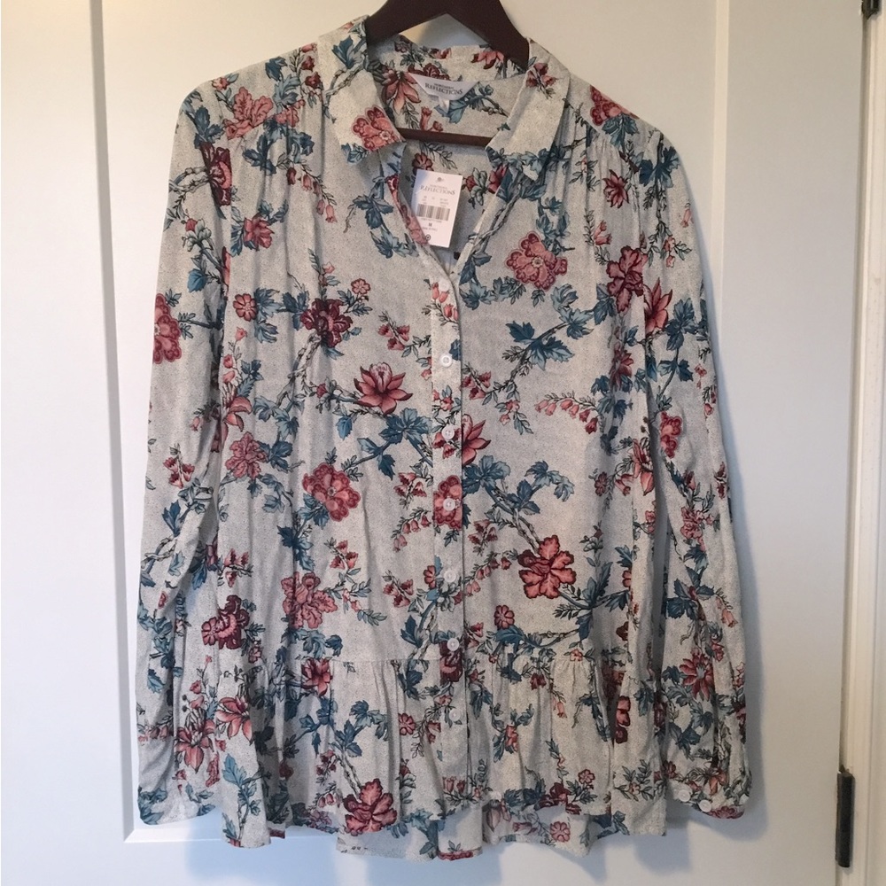 NWT Northern Reflections medium button down top, 100% Rayon